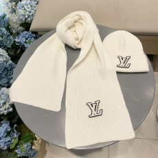 Louis Vuitton Caps Scarfs